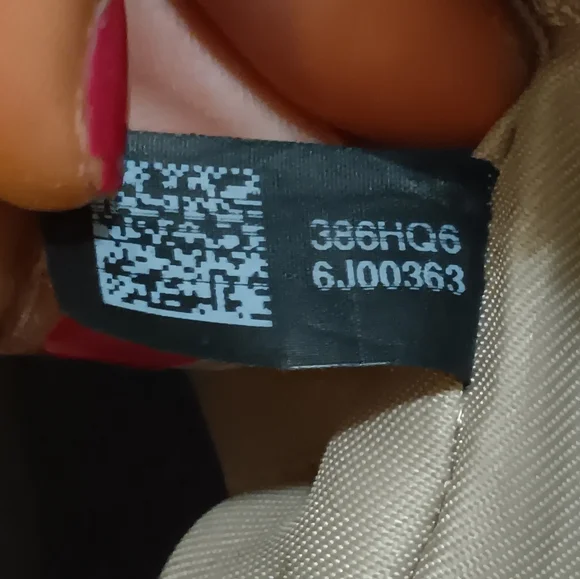 Michael Kors Crossbody - Picture 7 of 13